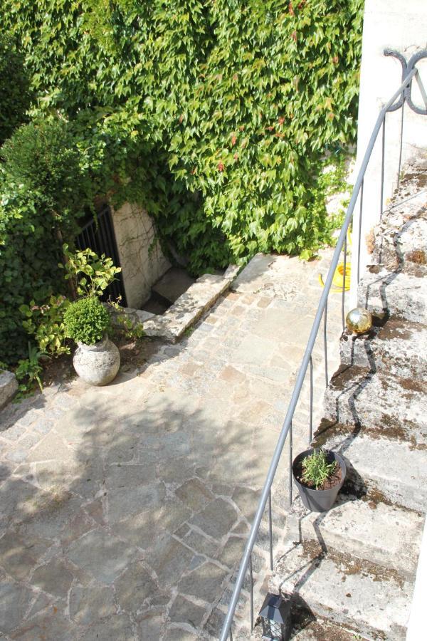 Gite Au Pres Du Lys Saint-Martin-le-Beau Exterior foto